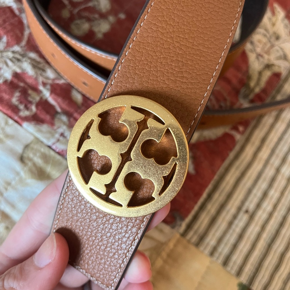 EUC Reversible Tory Burch Miller Belt Tan and Black Gold Logo - Picture 3 of 9